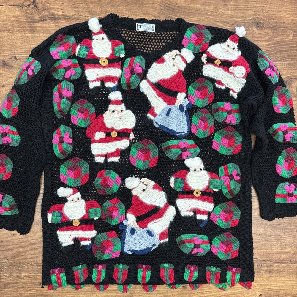 VTG 90s BEREK M/L Black Open Knit Christmas AOP Santa Presents Sweater Granny